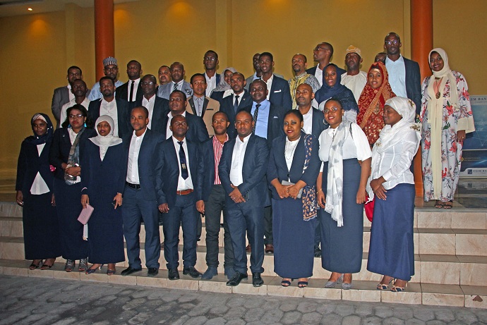 image Exim Bank Comores à la rencontre de ses clients / Guy Rwaburindi : « La satisfaction des clients reste notre principale préoccupation »